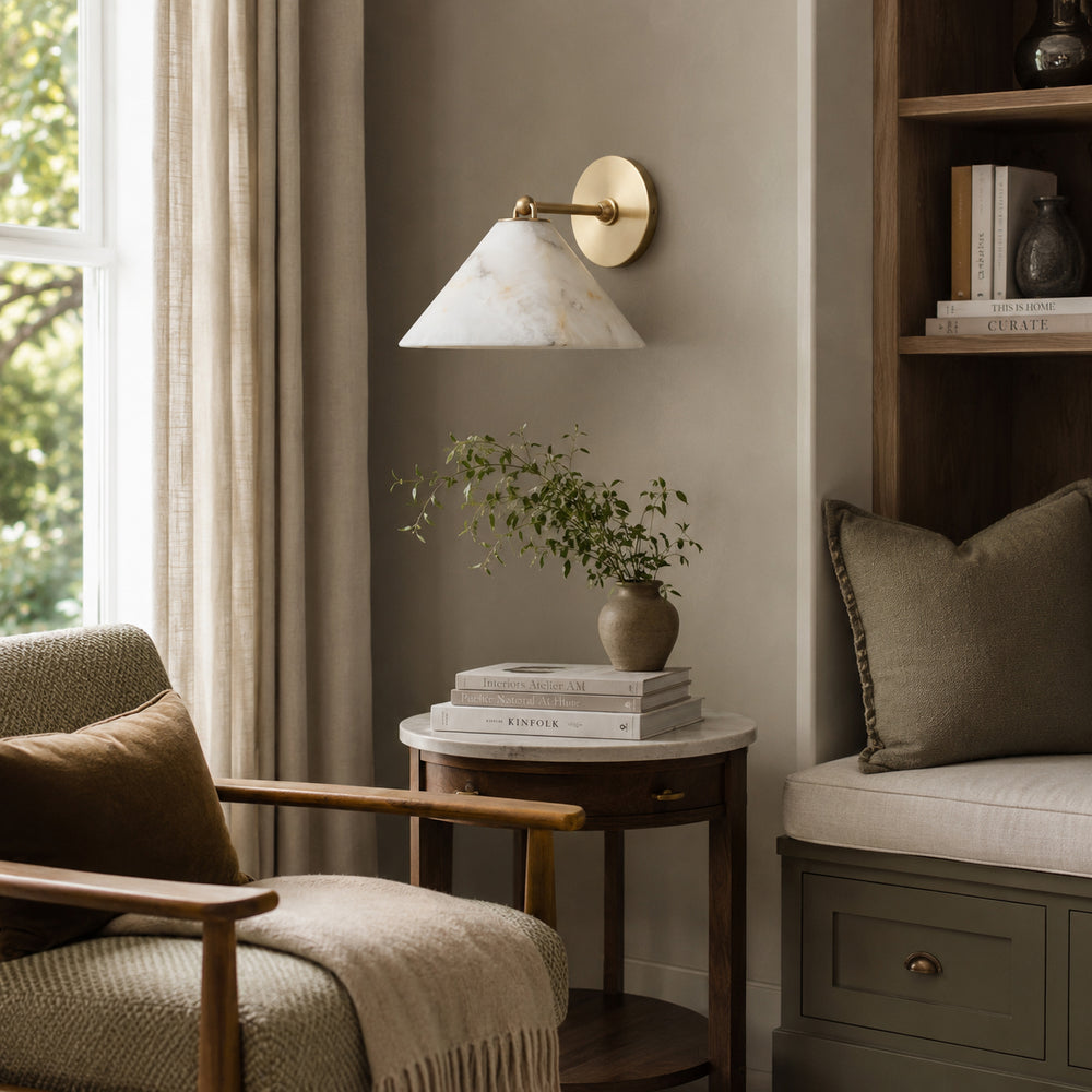 Aris Alabaster Wall Sconce – detail 2