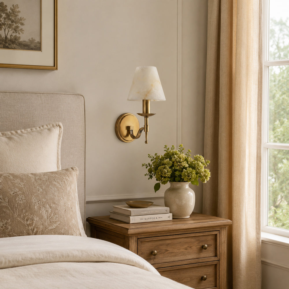 Baylor Alabaster Wall Sconce – detail 2
