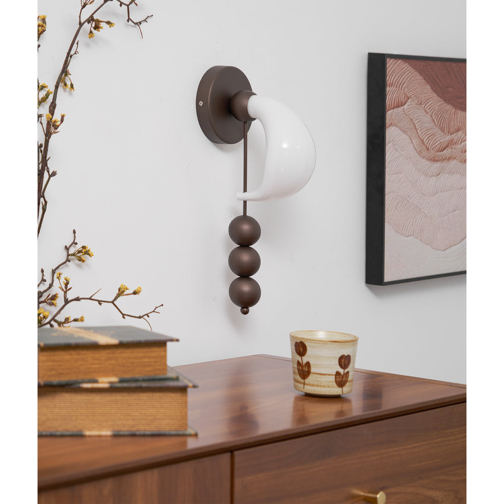 Bent Glass Wall Light – detail 2