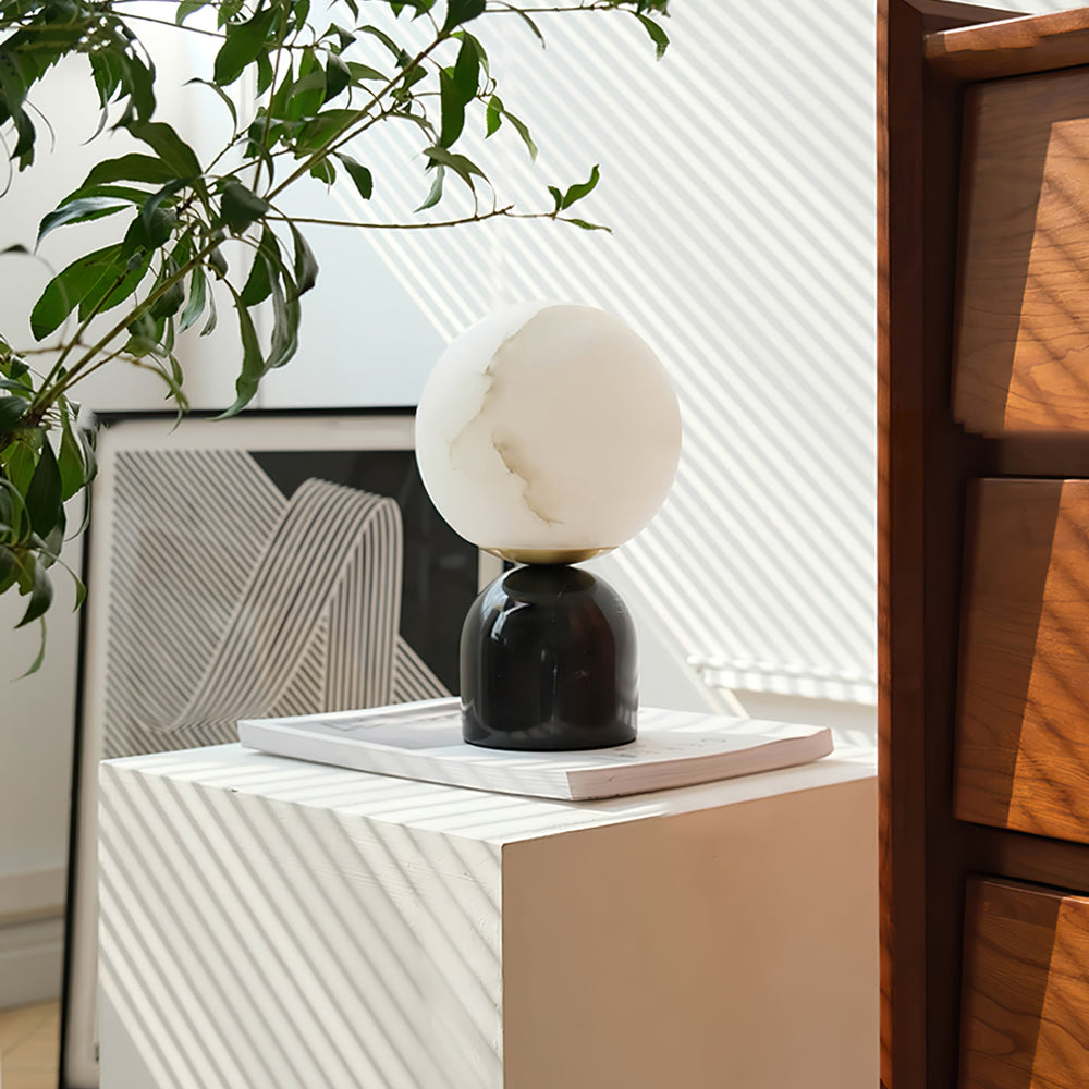 Billy Alabaster Table Lamp – detail 2