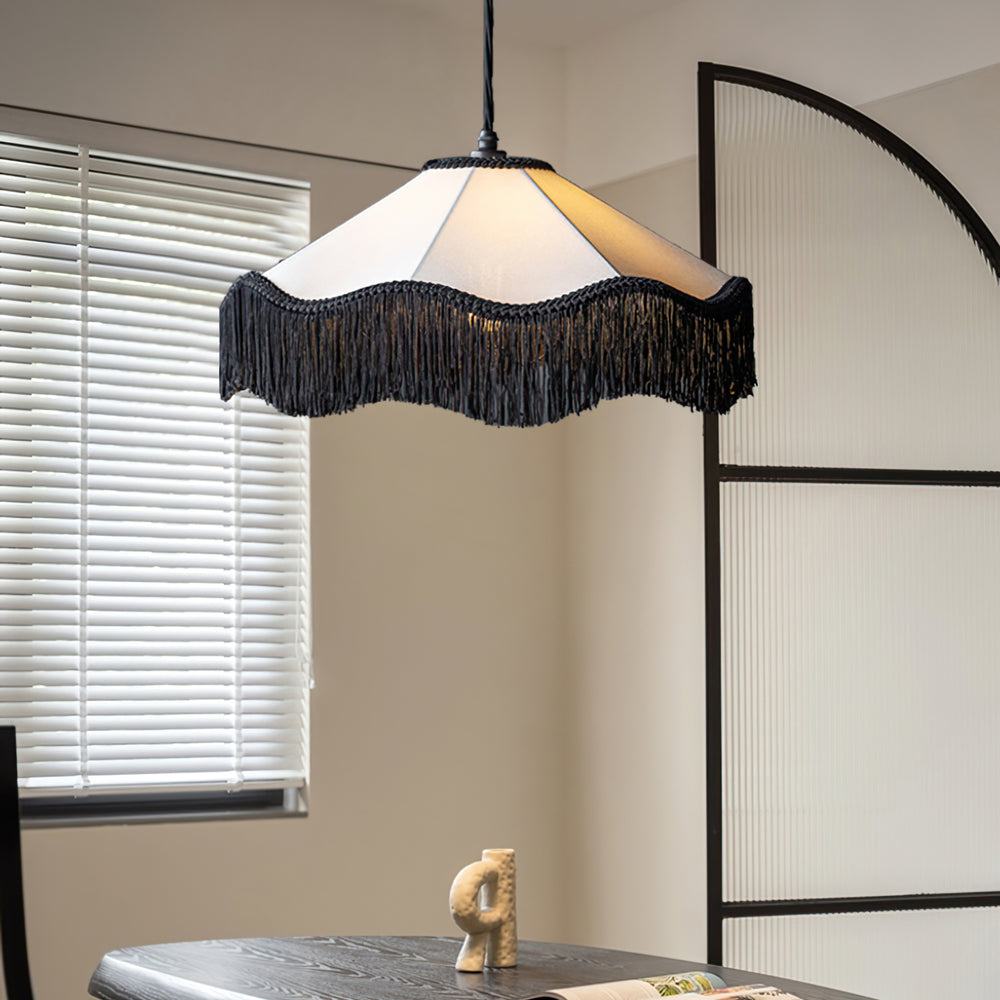 Cecile Tassel Pendant Lamp – detail 2
