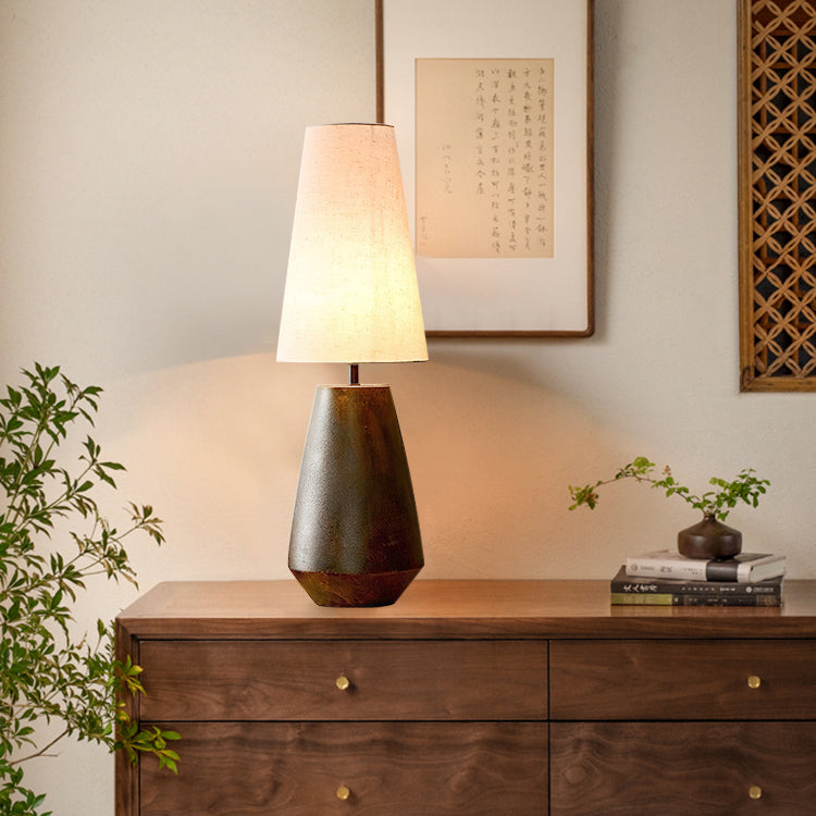Ceramic Tapered Table Lamp – detail 2