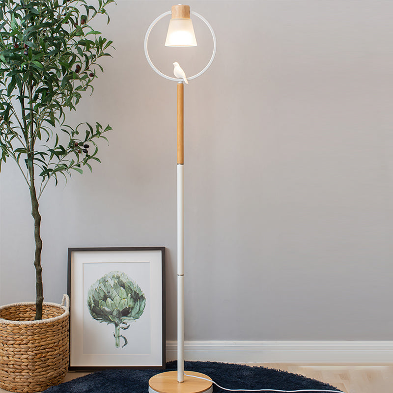 Cone Wood Floor Lamp – detail 2