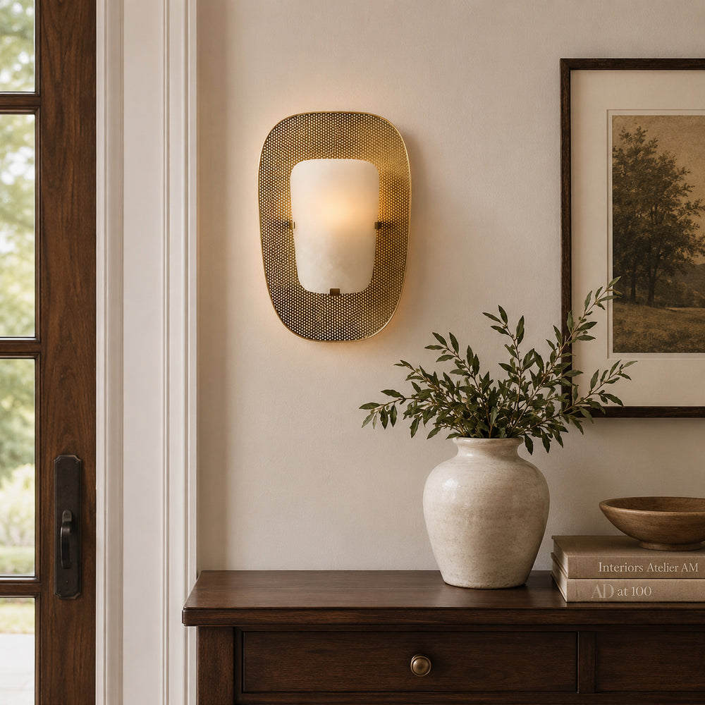 Mina Alabaster Wall Sconce – detail 2