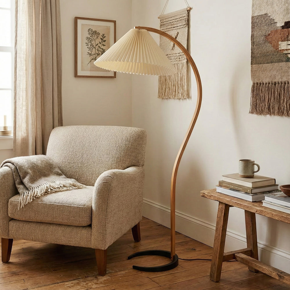 Caprani Wooden Floor Lamp – detail 2