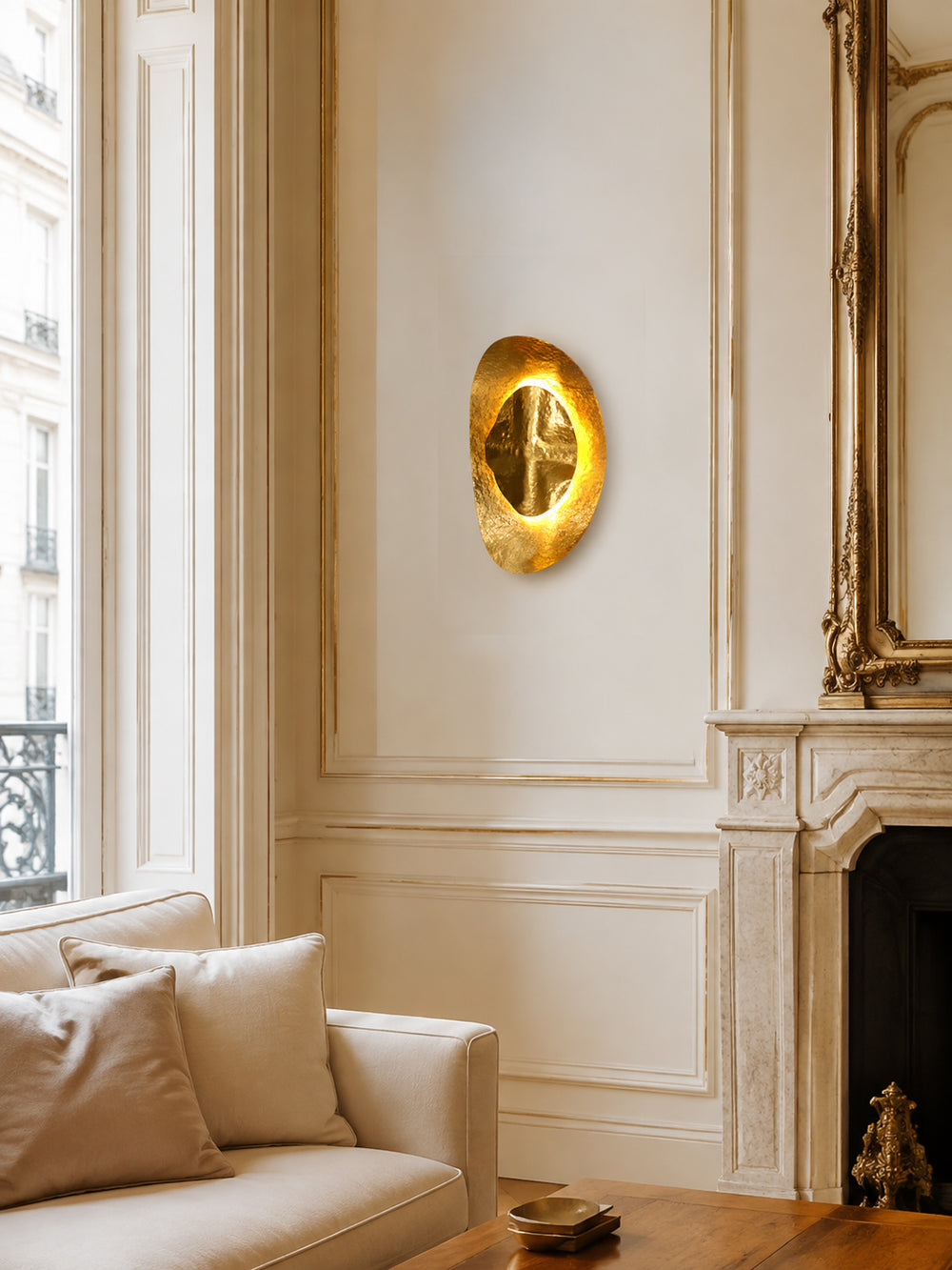 Helios Hammered Brass Sconce – detail 2