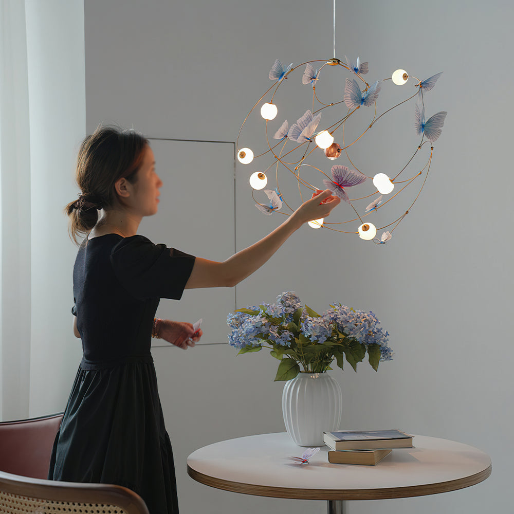 Faye Orbit Butterfly Chandelier – detail 2