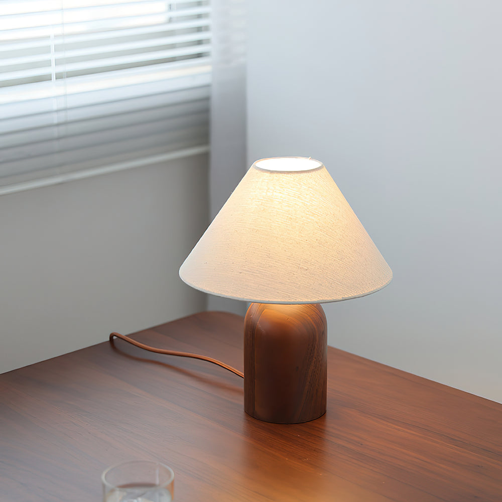 Milo Linen Table Lamp – detail 2