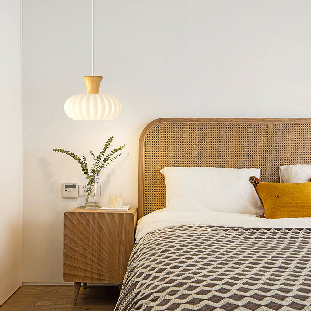 Gourd Ribbed Pendant Light – detail 2