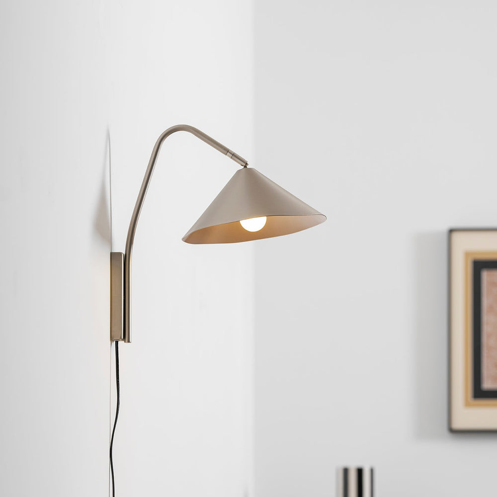 Janna Plug In Wall Light – detail 2
