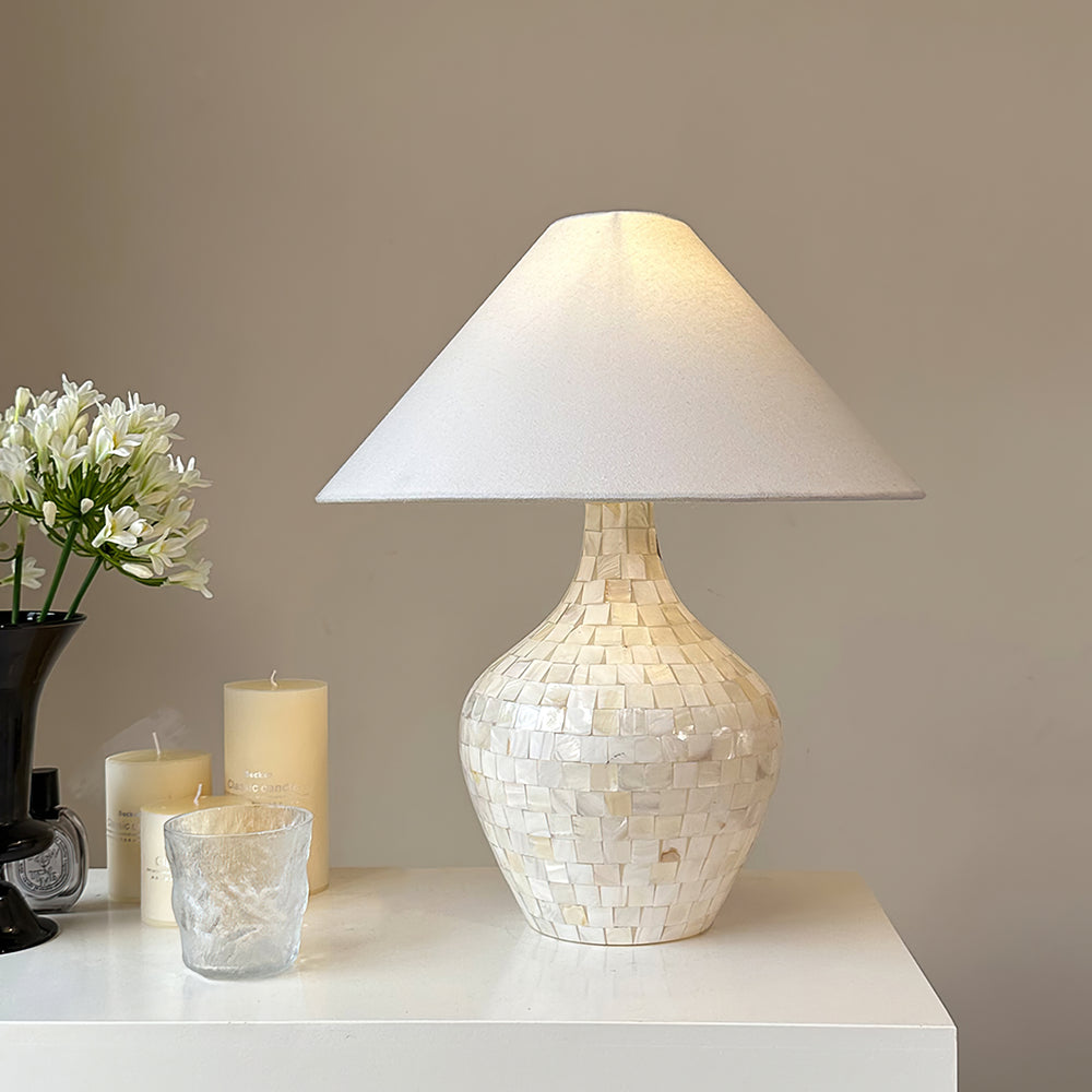 Josephine Seashell Table Lamp – detail 2