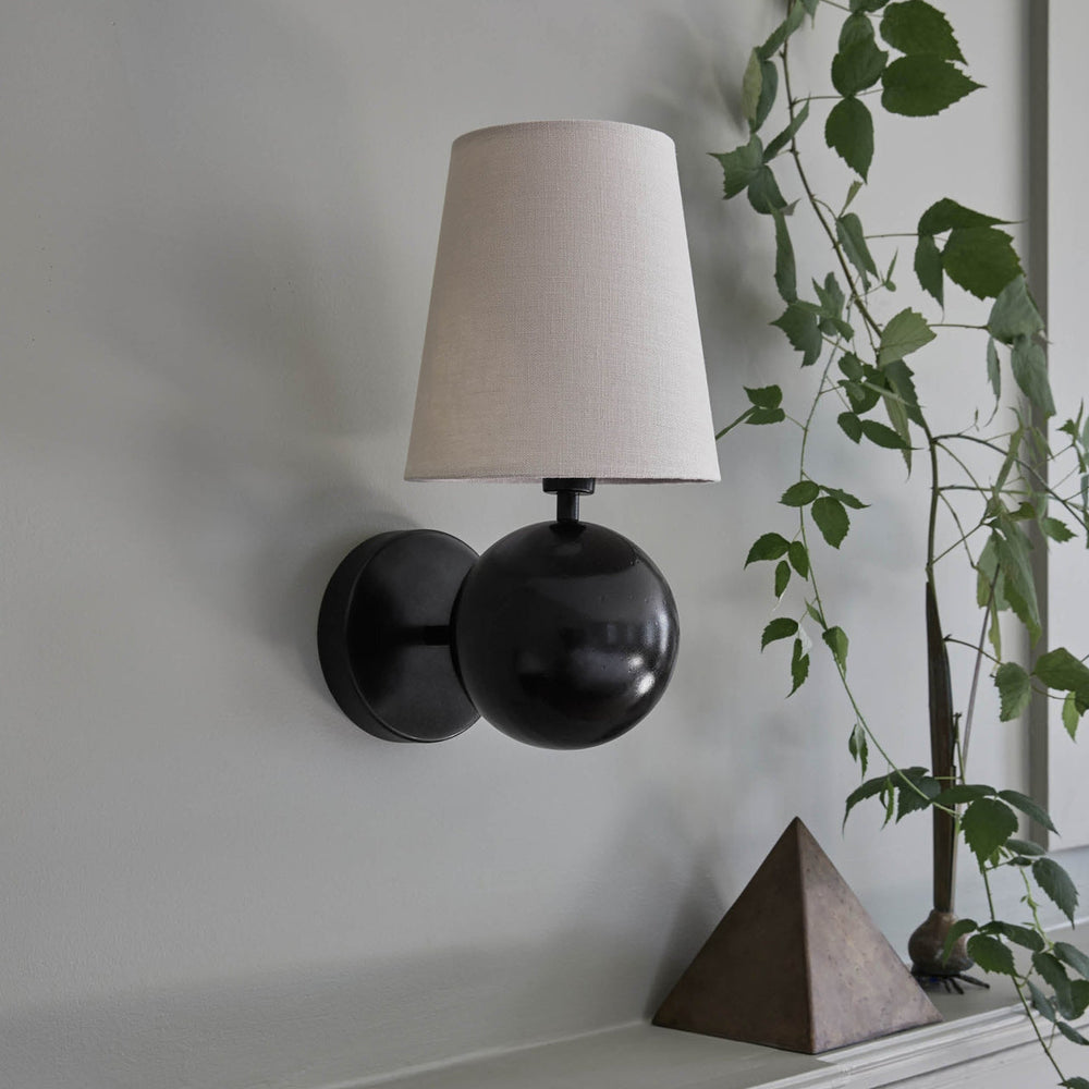 Leoda Wall Lamp – detail 2
