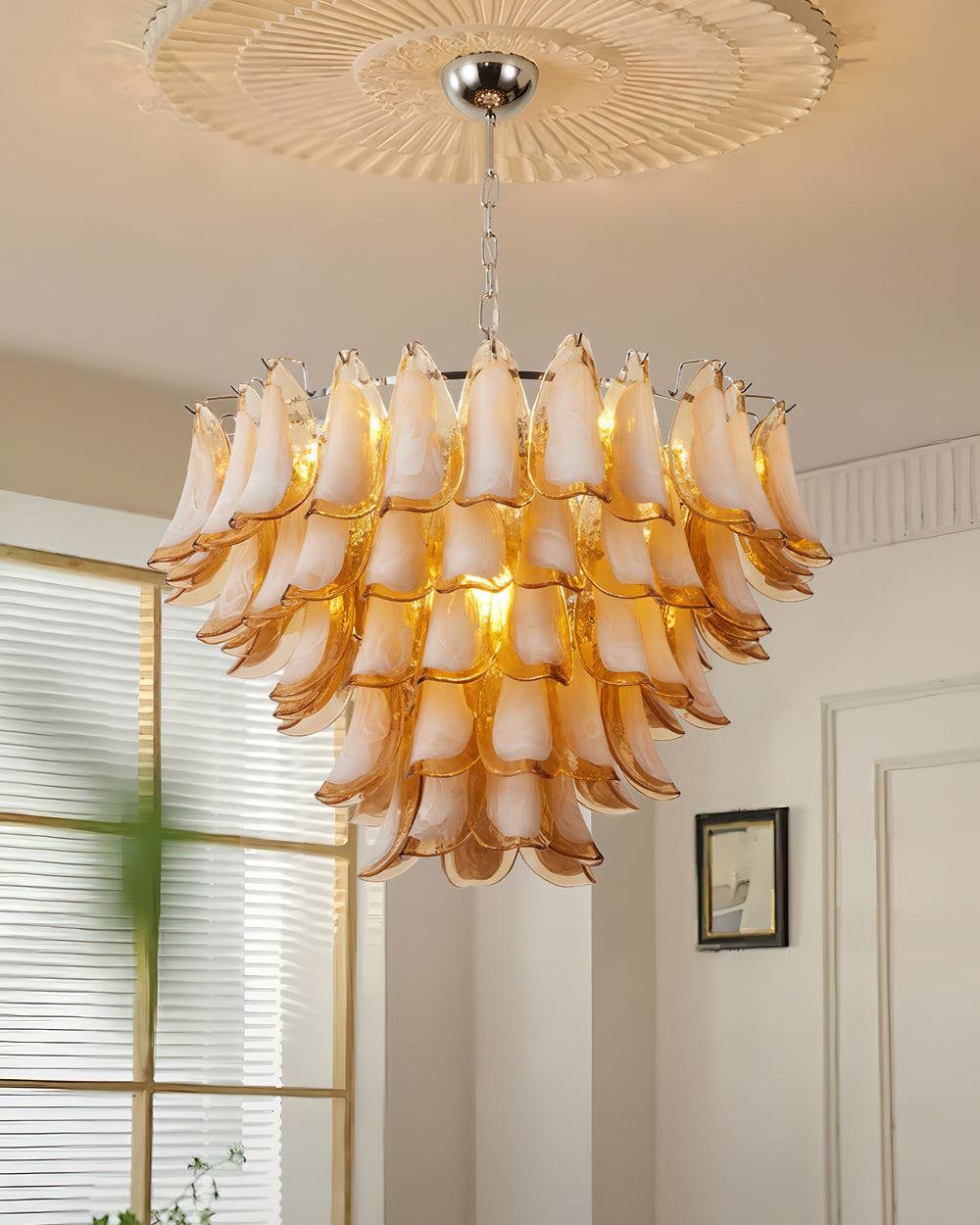 Leonora Glass Chandelier – detail 2