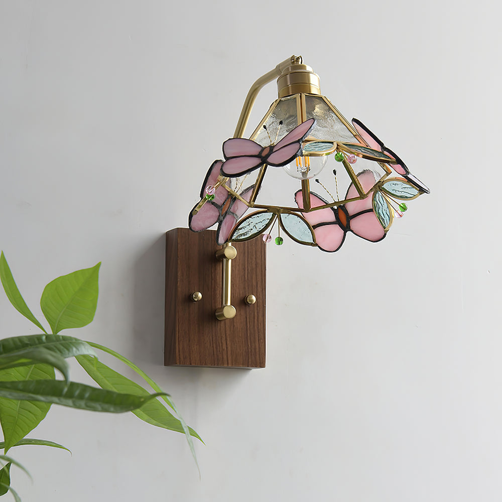 Lulla Butterfly Tiffany Wall Lamp – detail 2