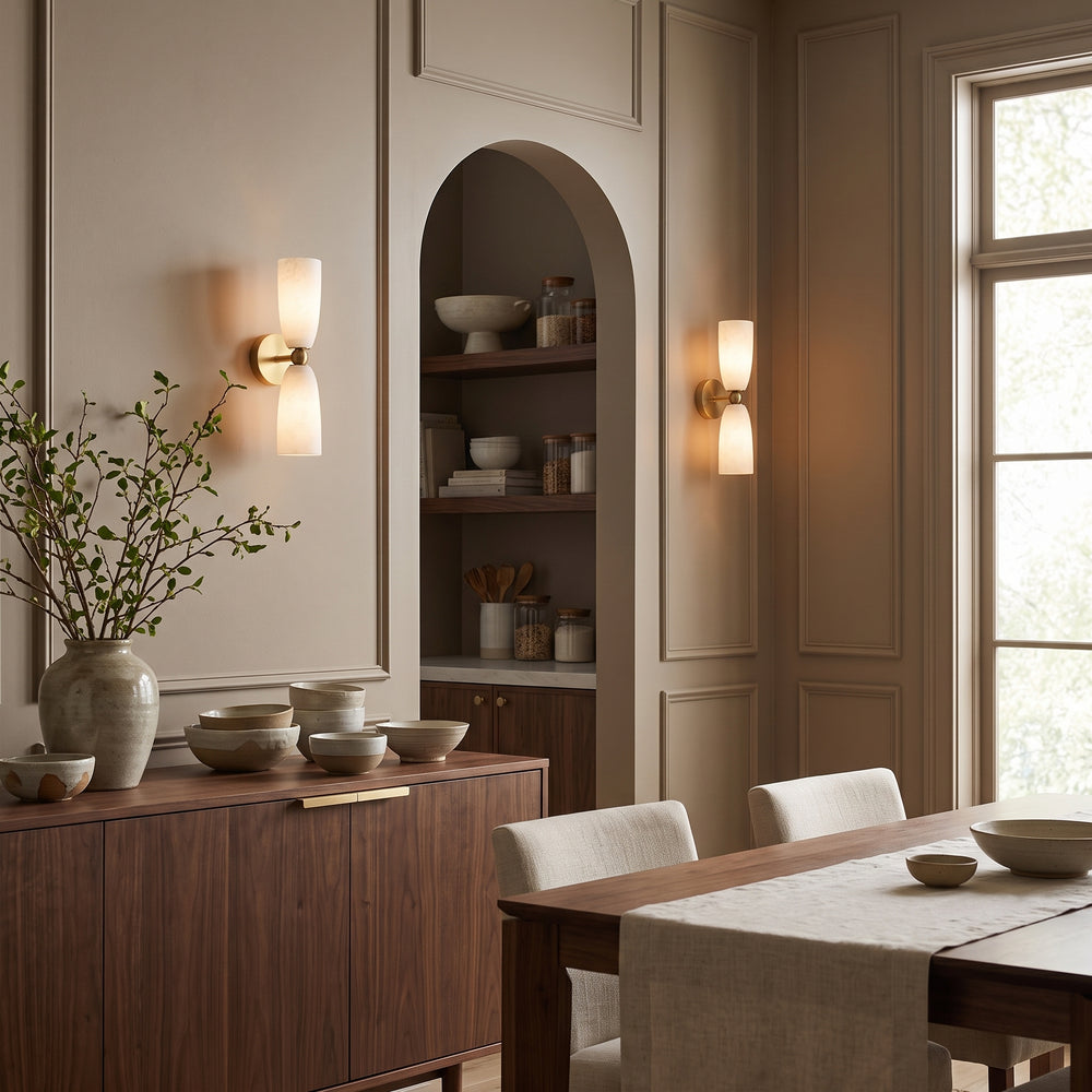Manor Alabaster Wall Sconce – detail 2