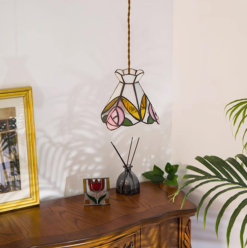 Rosebud Tiffany Pendant Lamp – detail 2