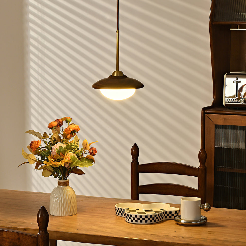 Milivia Pendant Light – detail 2
