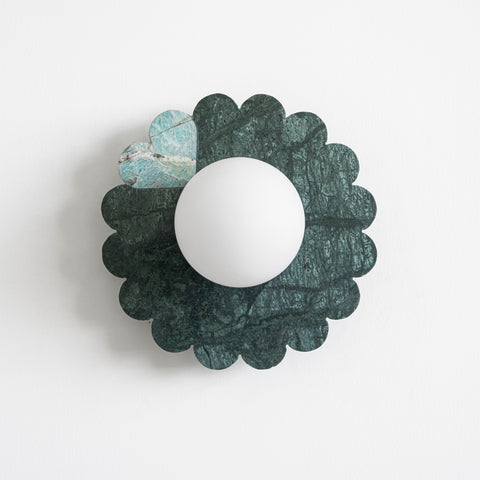 Petal Marble Wall Lamp – detail 2