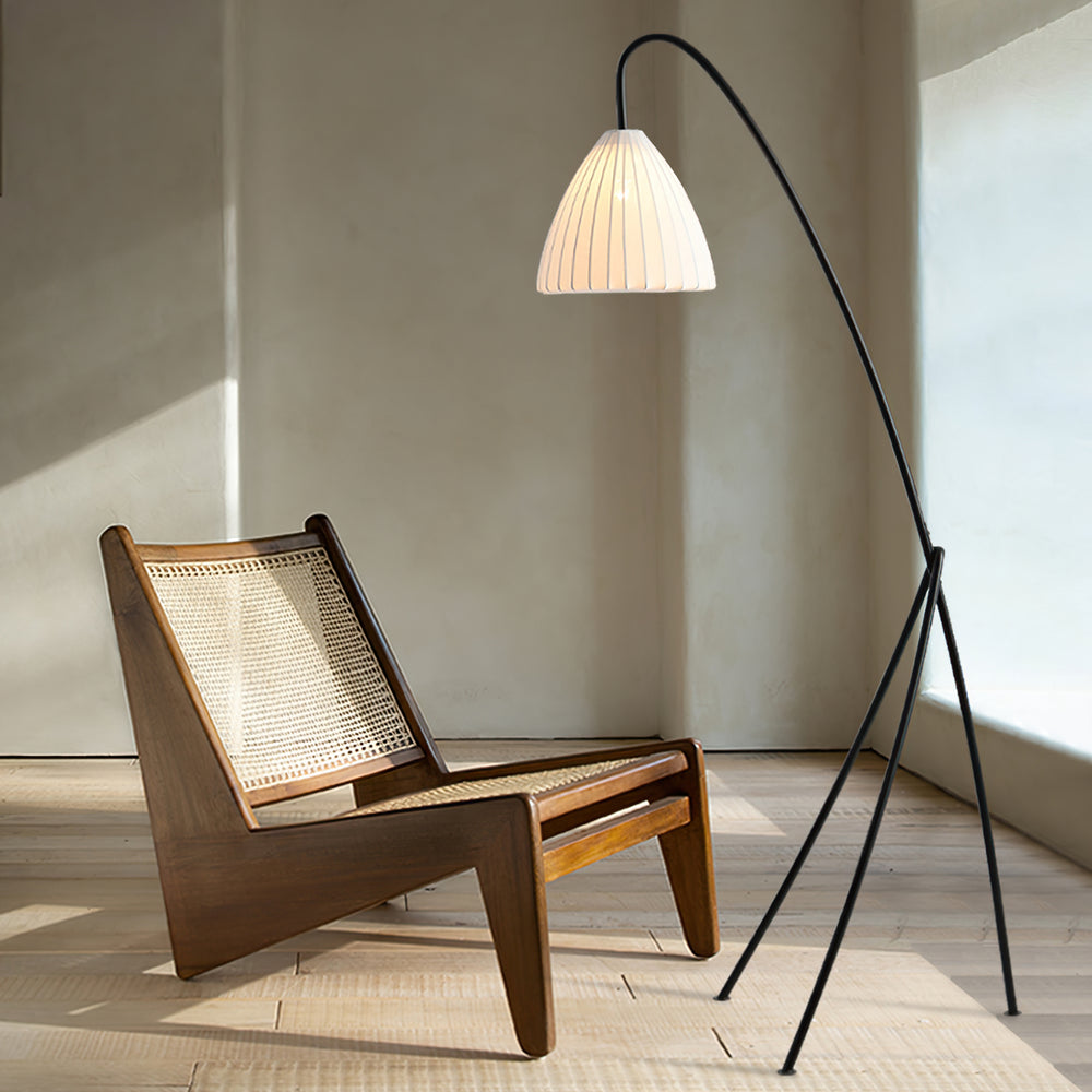 Rieort Tripod Floor Lamp – detail 2