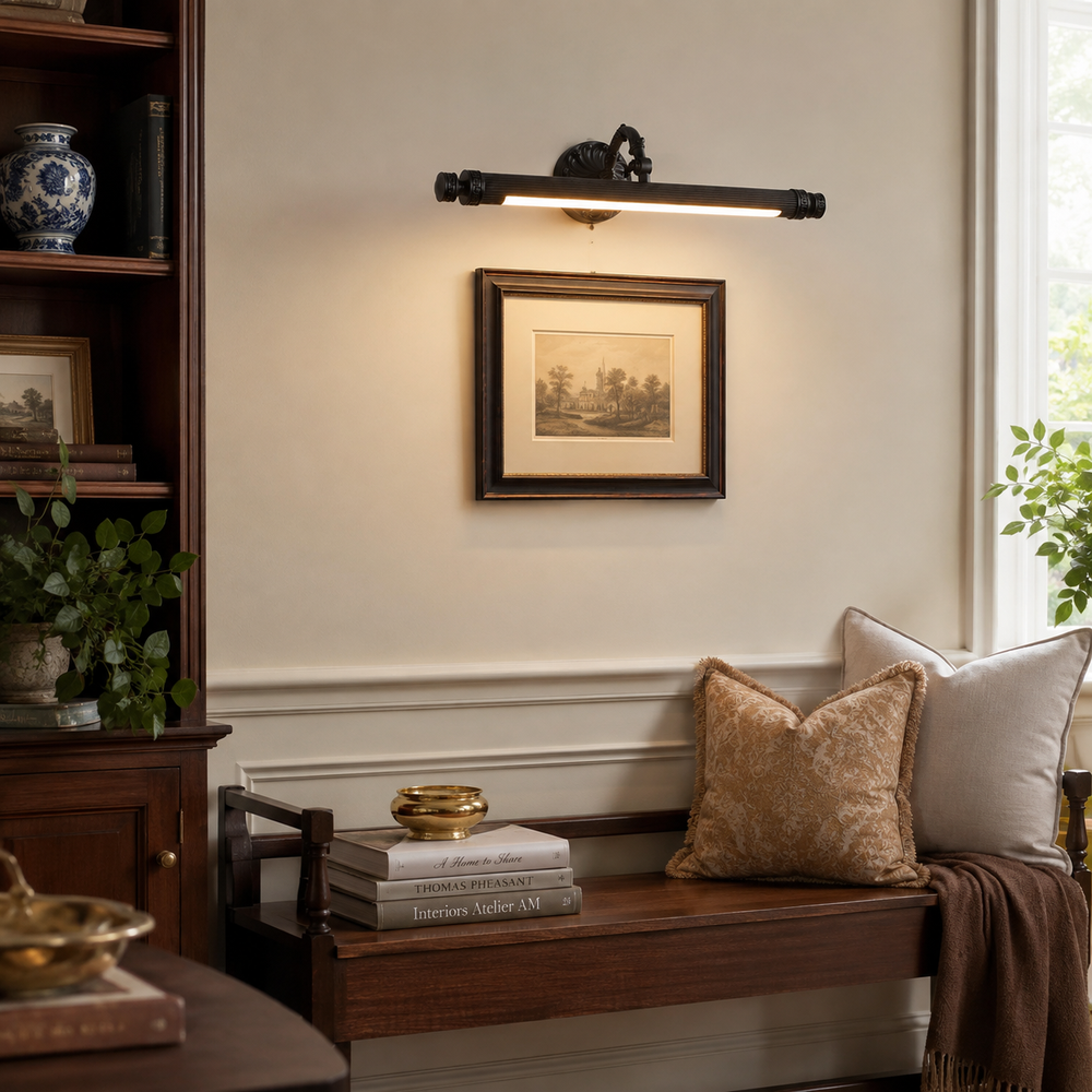 Rococo Brass Wall Sconce – detail 2