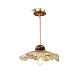 Pendelleuchte mit gewelltem Blumenmuster