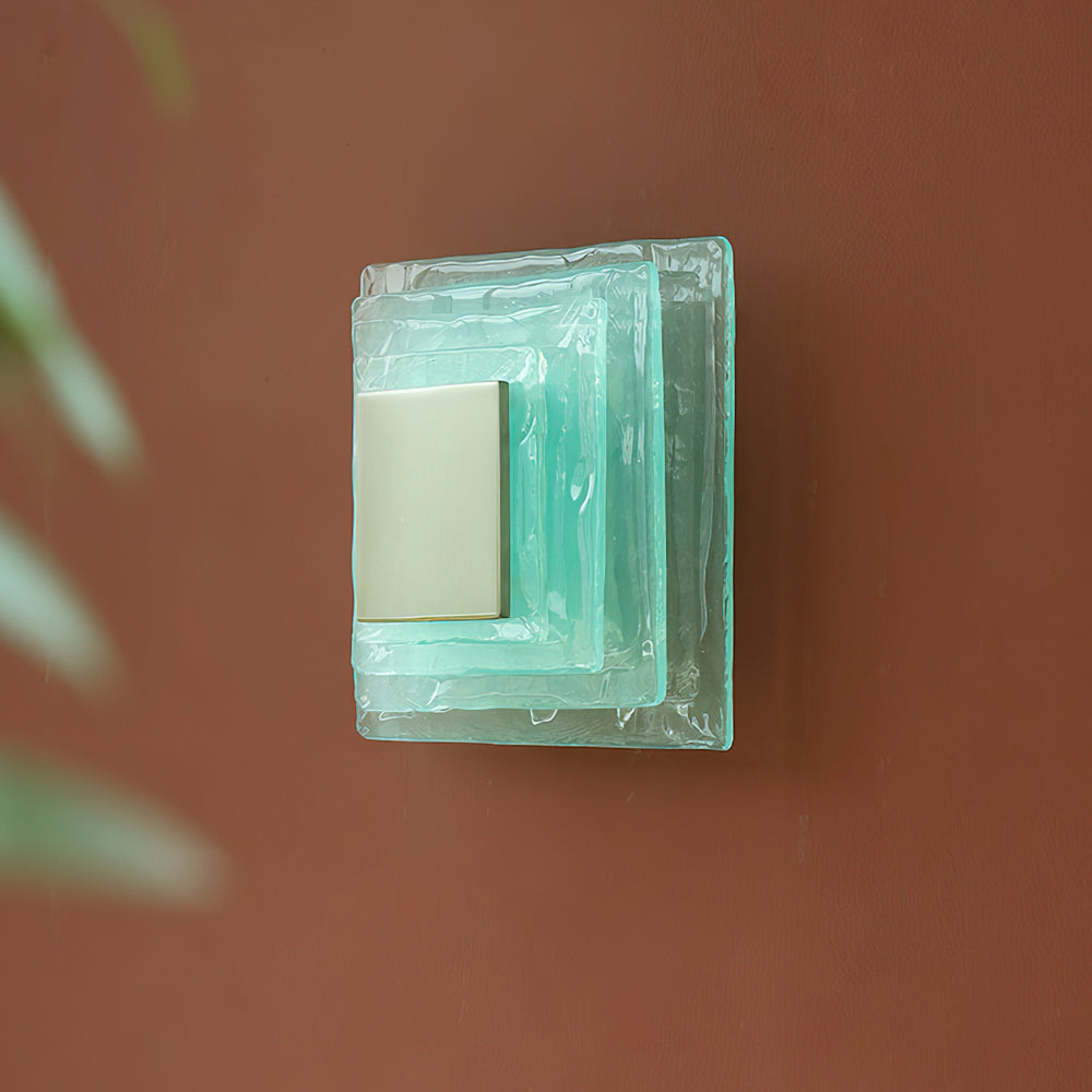 Scalo Tiered Glass Wall Sconce – detail 2