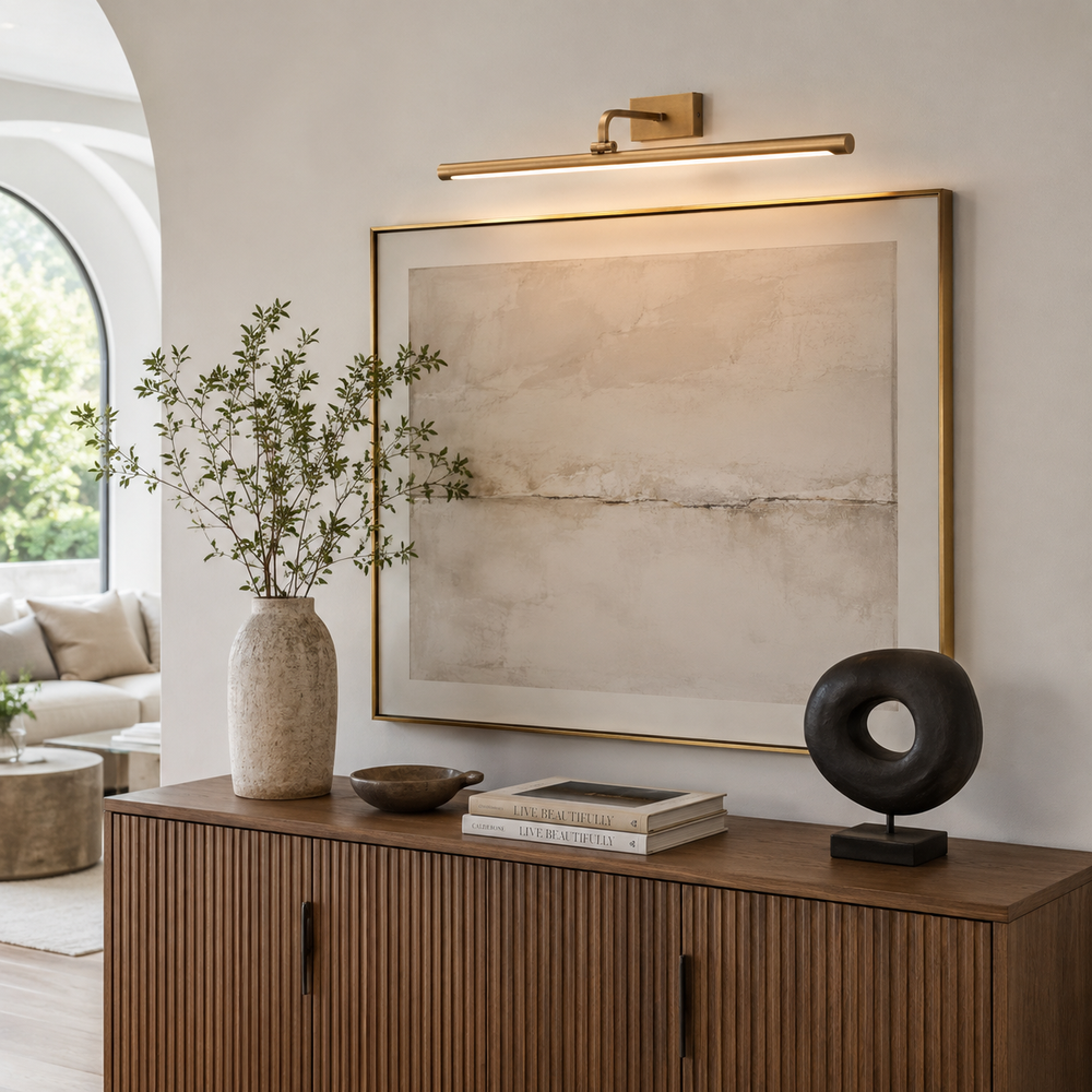 Sheffield Linear Brass Wall Sconce – detail 2
