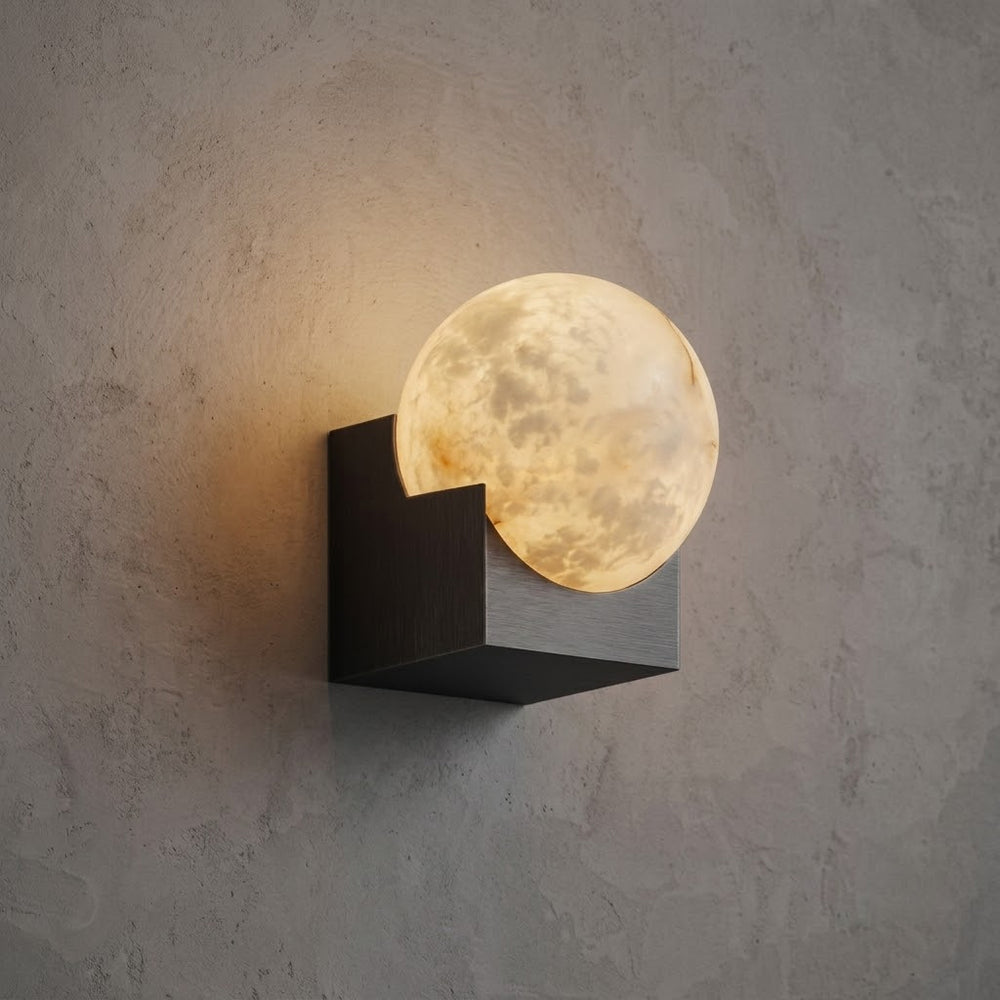 Solis Alabaster Wall Sconce – detail 2
