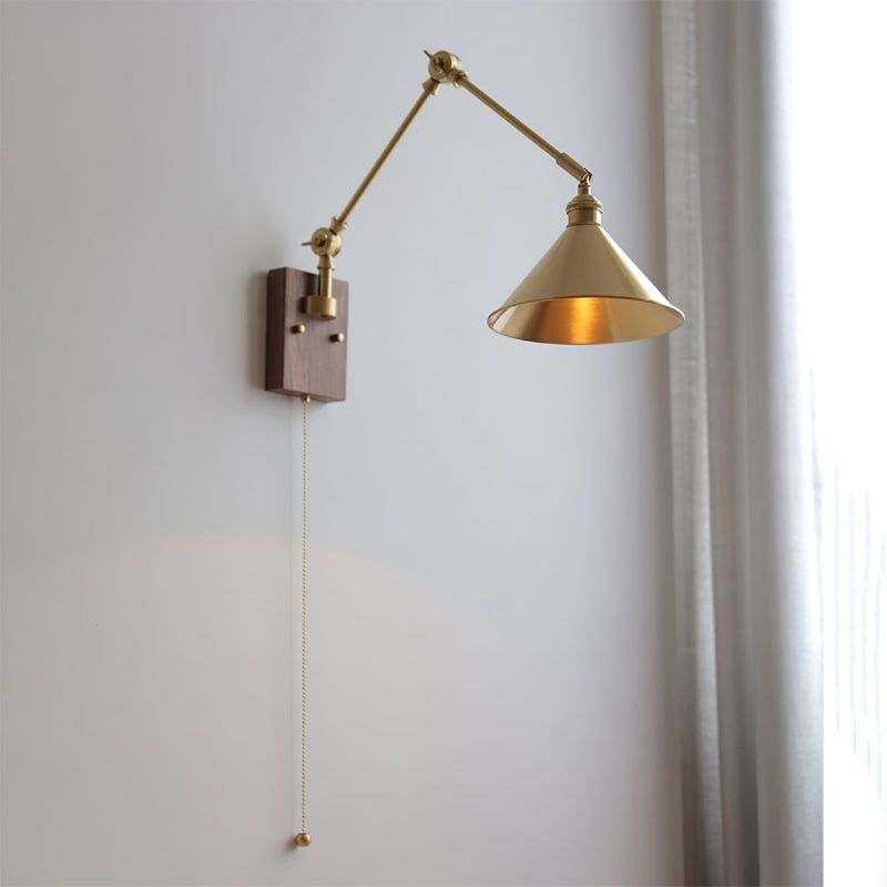 Swing Arm Brass Wall Lamp – detail 2