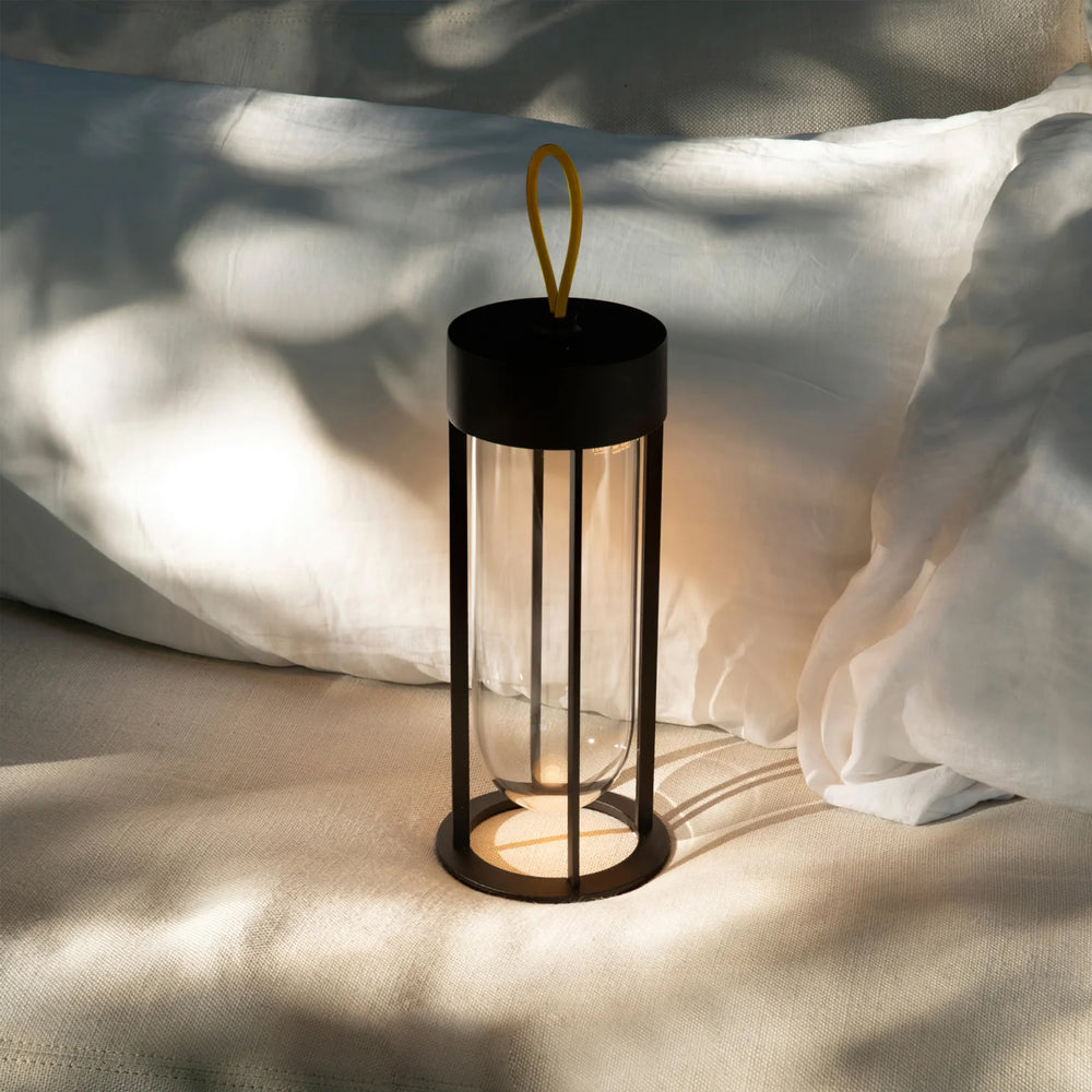 Vitro Built-in Battery Table Lamp – detail 2
